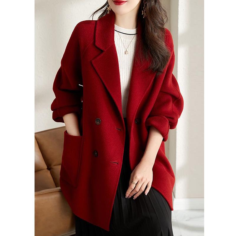 В этом году популярны женские пиджаки, новые мужские пиджаки маленького размера, средние и длинные шерстяные пальто M