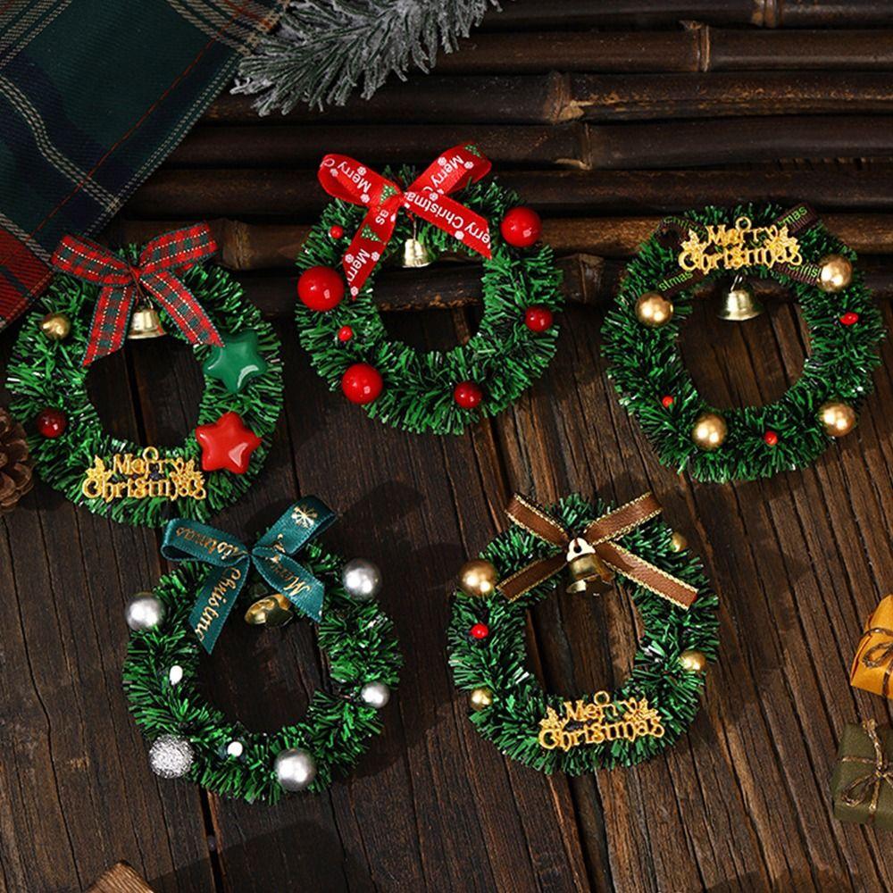 Mini 3D Christmas Magnetic Wreaths Handmade Artificial Simulated Christmas Garland Magnetic Sticker Creative