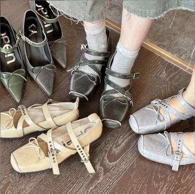 Calzado para mujer – Zapatillas
