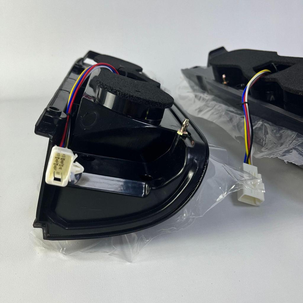 LED Taillights & Sequential Turn Signals for 05-18 Toyota Hiace H200 Series