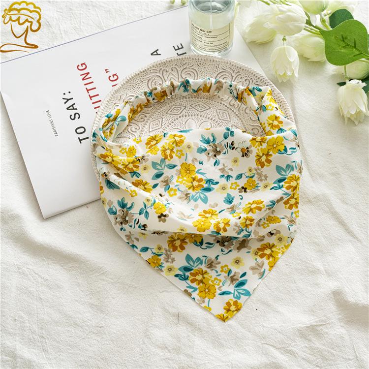 European & American Floral Triangular Scarf: Women's Elastic Hair Accessory