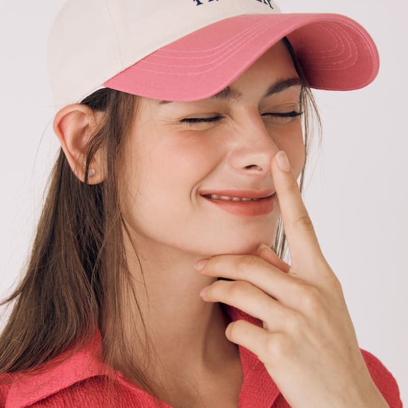 

ДВУХЦВЕТНАЯ БЕЙСБОЛКА THEFRHT(PINK) FREE