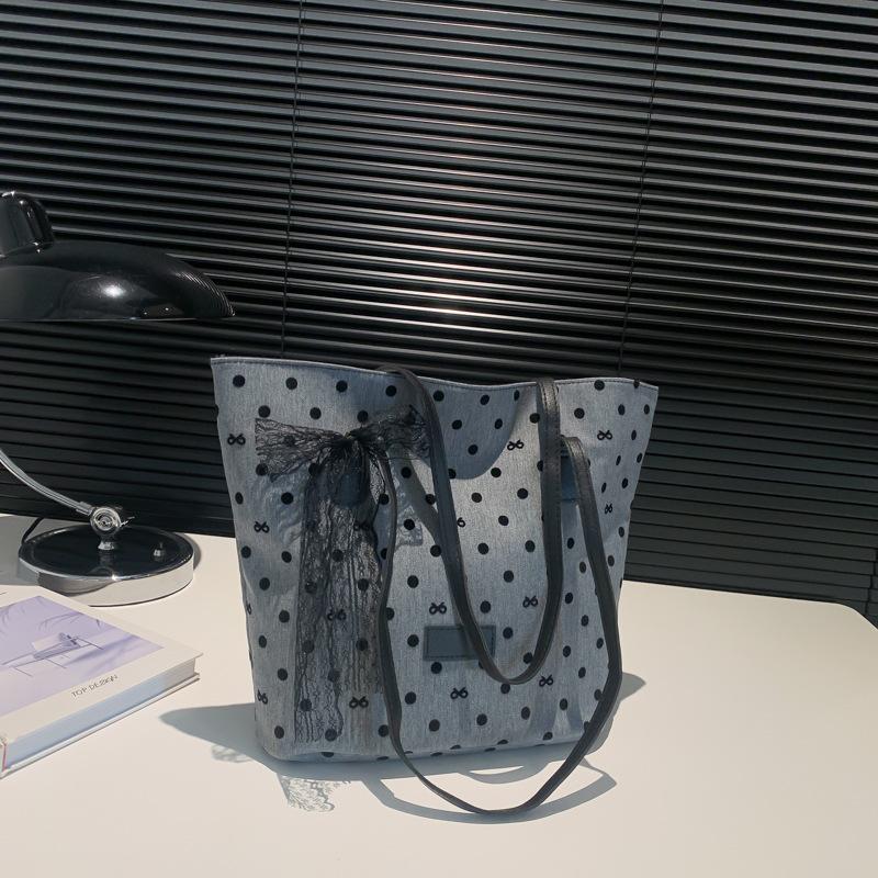 Casual Bow Dots Women's Shoulder Bags Large Capacity Elegant Ladies Bucket Tote Commuter Female Handbags with Lace Pendant