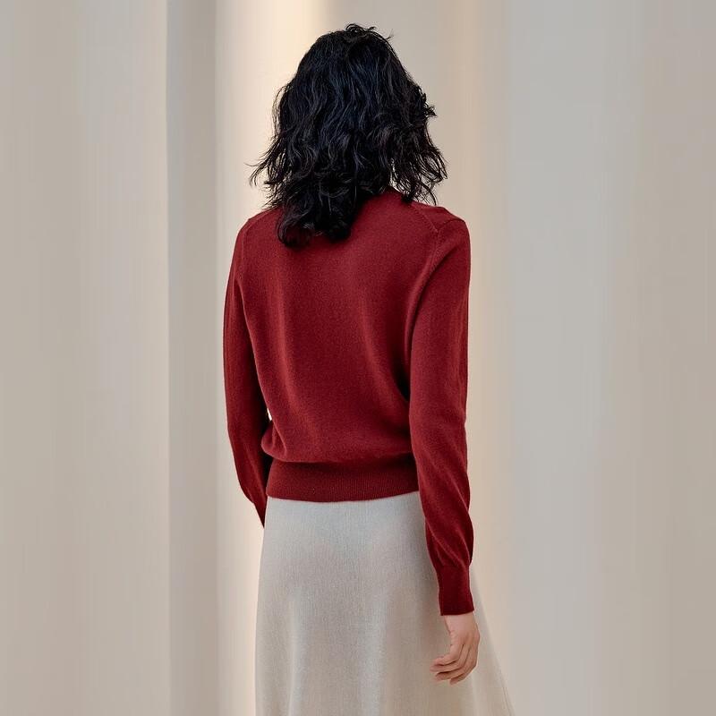 Hermans Women's Cashmere Low Round Neck Long Sleeve Pullover 240N2B71