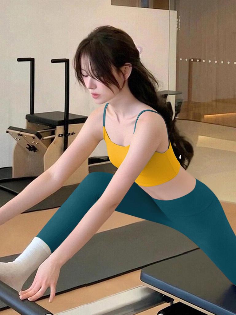 Women's Beautiful Yoga Top with Chest Pads - Sports Fitness Vest for Pilates with Stylish Back Design