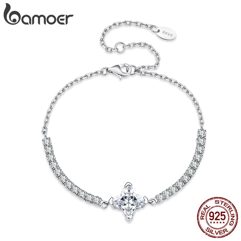 BAMOER 2CT Four-Leaf Clover Moissanite Bracelet 925 Sterling Silver Adjustable Wrist Link Lucky Chain for Women