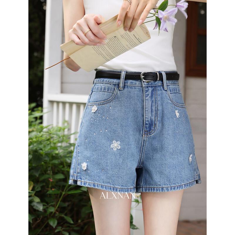 Lù Xiàng Nán Women s High-Waist Embroidered Denim Shorts S