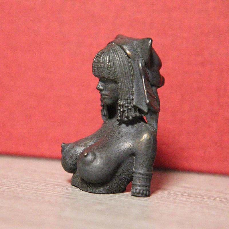 Statuie Fată Frumoasă Nudă cu Sâni Mari Alamă Neagră Egipt Regina Figurine Miniaturi Artă Corporală Artizanat Ornamente de Birou Decorațiuni Retro pentru Casă
