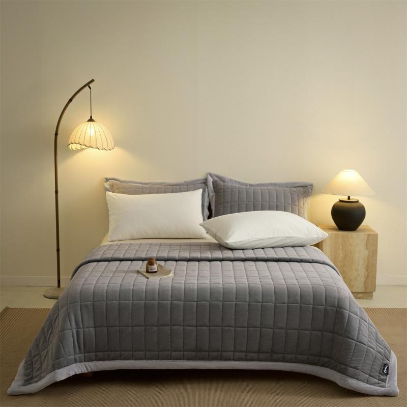 

Class A milk fleece thickened bed cover universal in all seasons, fleece padded cotton winter warm bed cover, no pillowcase 90x200cm 1pcs