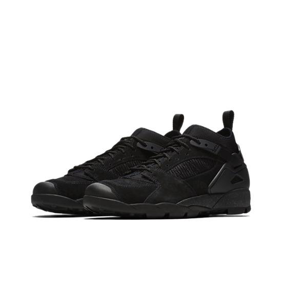 

Nike Air Revaderchi Triple Black AR0479-002 EU 37.5 чорний