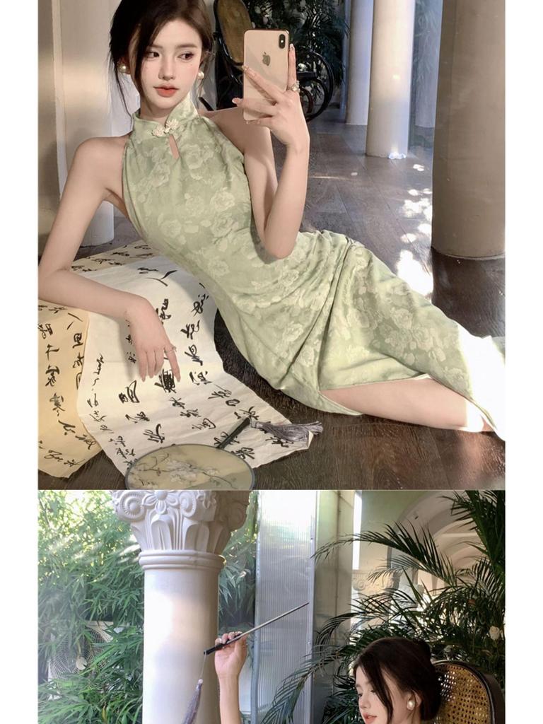 Modern Green Halter Cheongsam: Exquisite Summer Dress for Women
