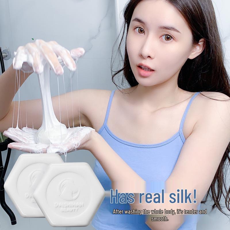 

Dai Shi Han Silk Amino Acid Acne & Mite Removal Gentle Facial Soap with Goat Milk 1 Box [Includes Foaming Net]
