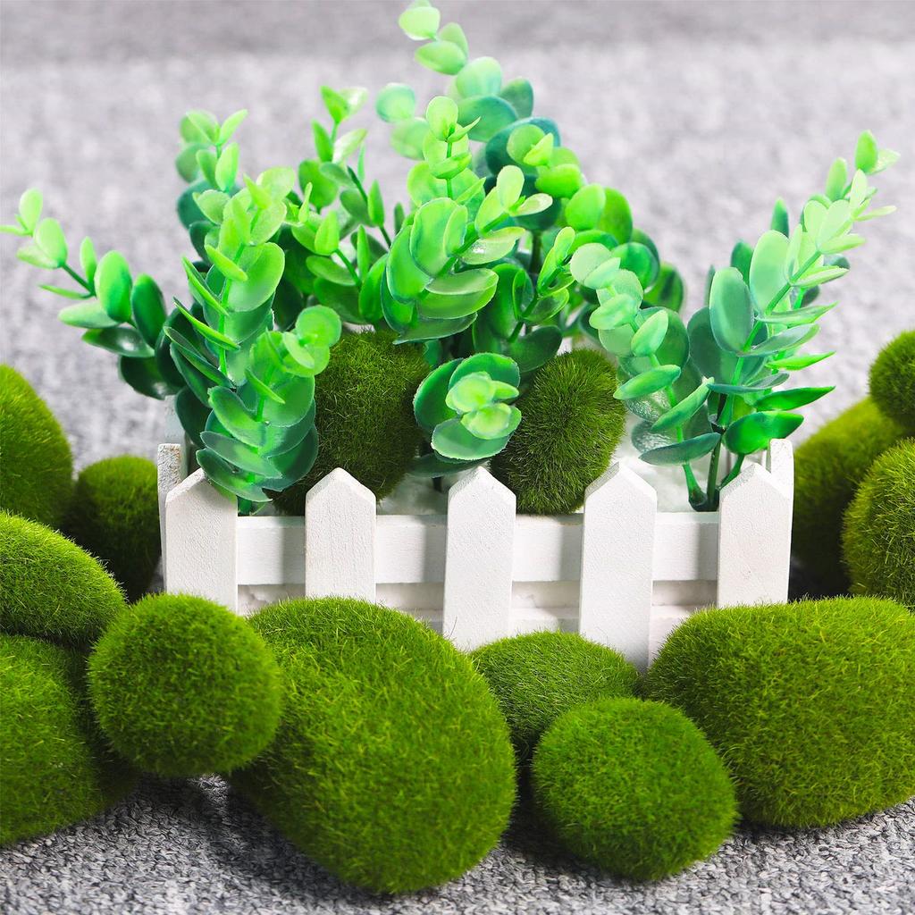 10PCS Artificial Moss Rocks 7 x 9cm Realistic Faux Stone Shooting Prop Decor Garden Glass Container Crafts
