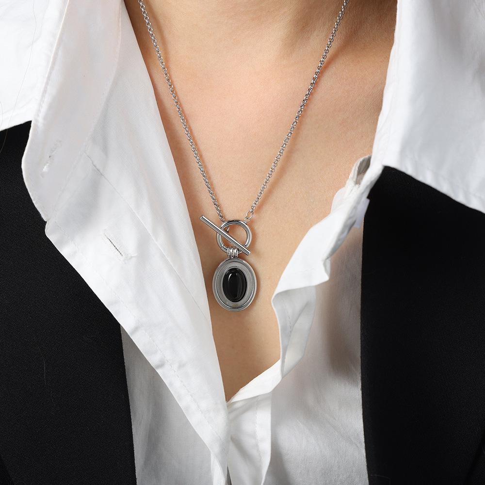 Exquisite Agate Pendant OT Clasp Necklace & Personalized Titanium Steel 18k Gold Ring Set