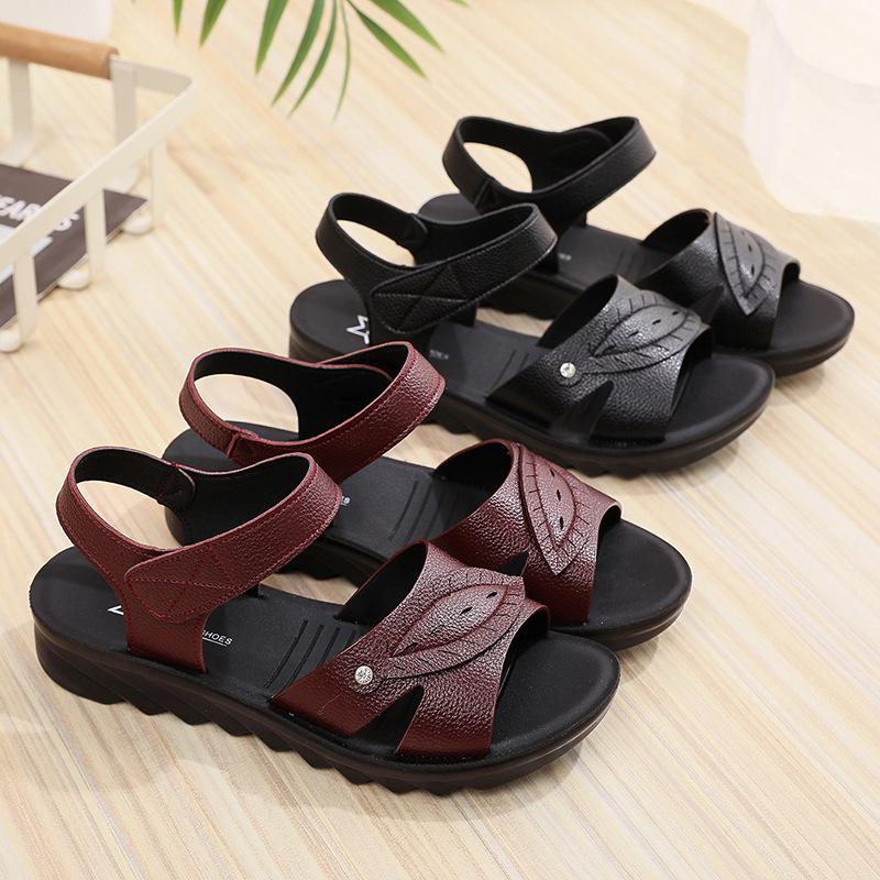Women's Summer Soft Sole Non-slip Flat Sandals - 2025 Fashionable & Comfortable for Middle-aged
