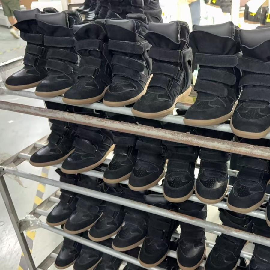 Klassische, großartig aussehende High-Top-Schuhe für Damen, Echtes Leder, Neu, Vielseitig, Sport- und Freizeitschuhe im Retro-Stil mit Klettverschluss