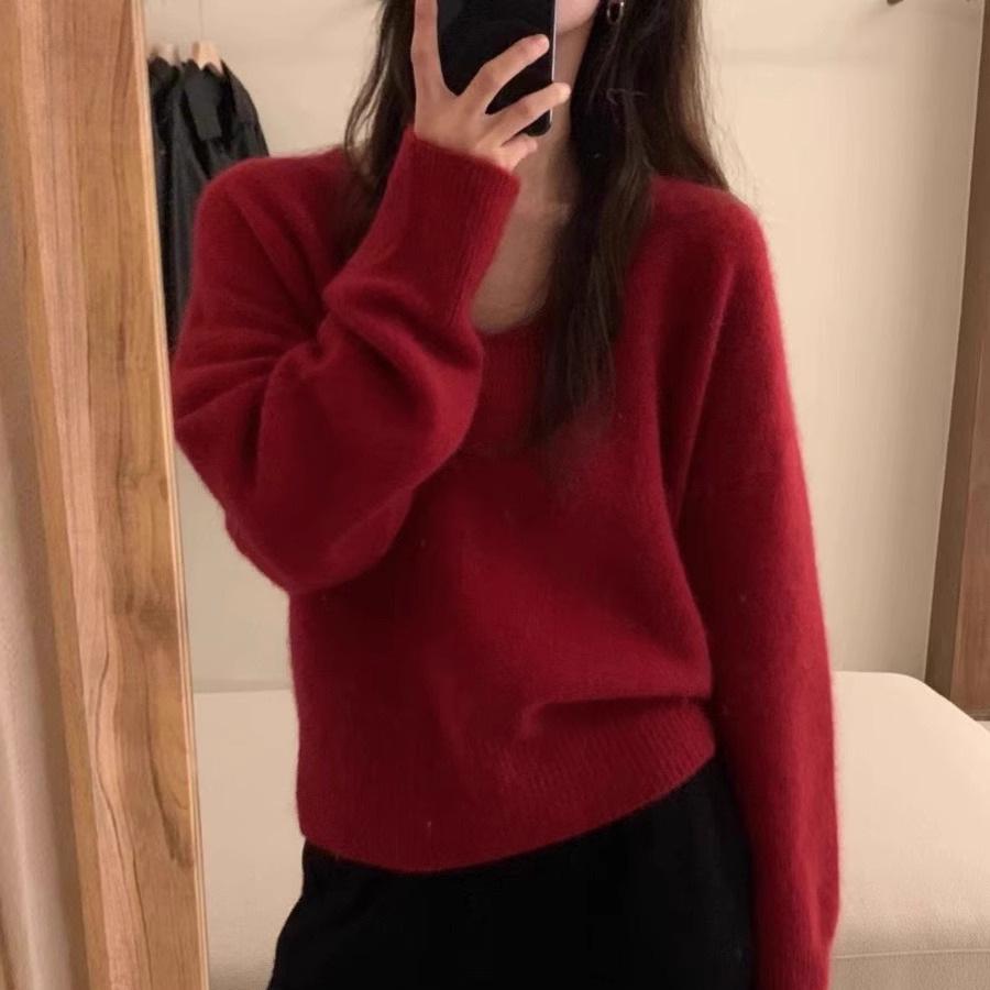 Women's Korean V-Neck Blue Knitted Sweater - Soft, Loose-Fit Autumn/Winter Pullover.