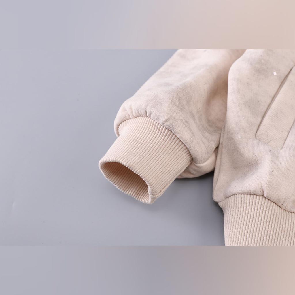 Uformelt langermet sett for barn, komfortable hverdagsantrekk