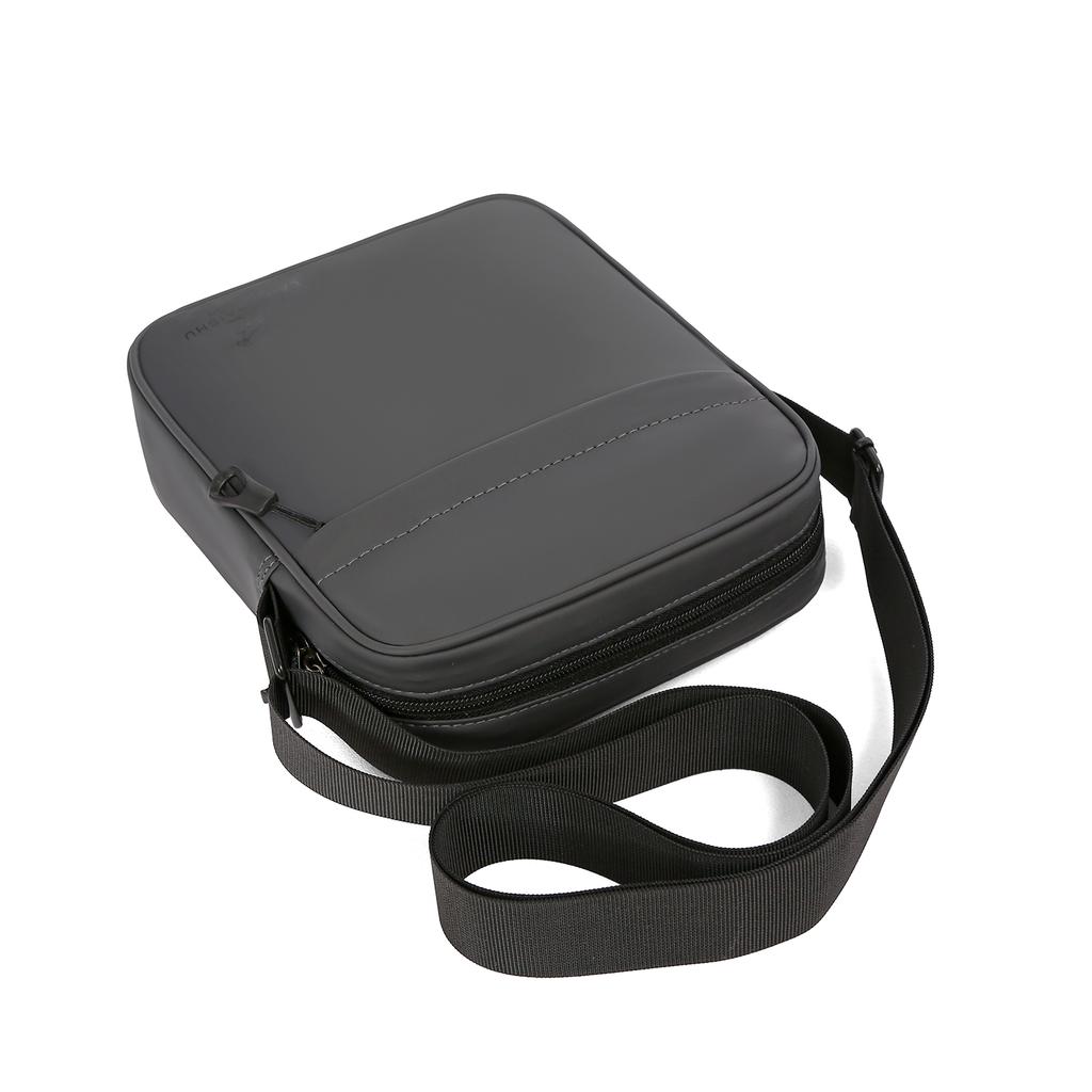 Unisex Lightweight Crossbody Bag – Solid Color Small Shoulder Sling with Phone Pocket for Everyday Carry