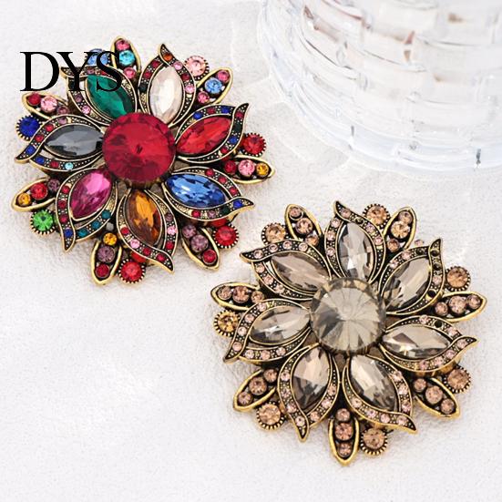 Alloy Clothing Pin Retro Rhinestone Flower Brooch for Women, Vintage Floral Lapel Oxidation Resistant Pin, Jewelry Accessory Wedding Party Prom Women