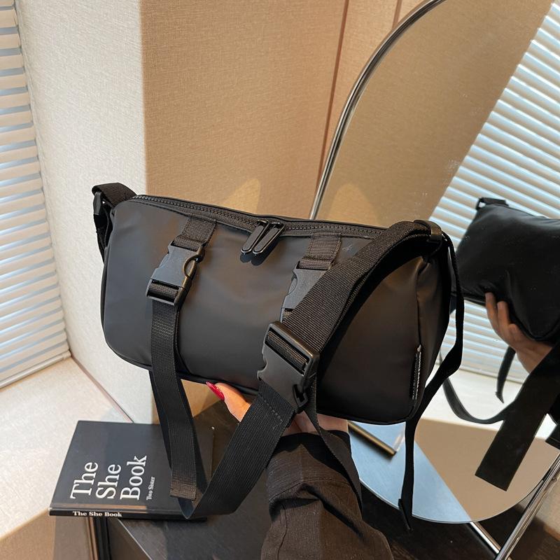 

Спортивная и досуговая фитнес-сумка большой вместимости Новая женская студенческая сумка через плечо Универсальная сумка-мессенджер для путешествий