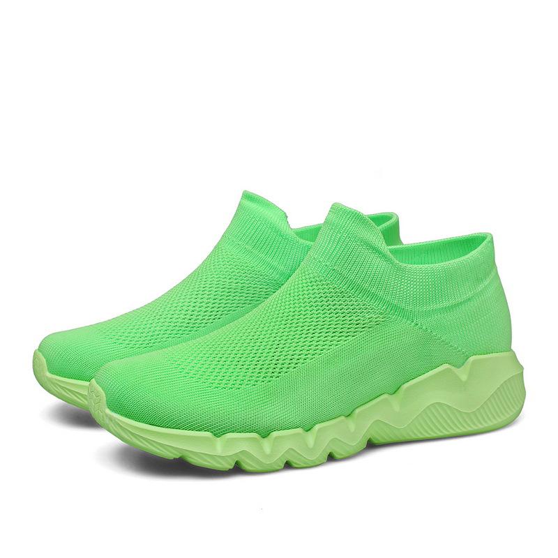 Fashion Women's Red Knit Socks Shoes Breathable Mesh Lightweight Non-slip Flat Shoes Women Outdoors Comfort Sport Shoes Ladies Sneakers