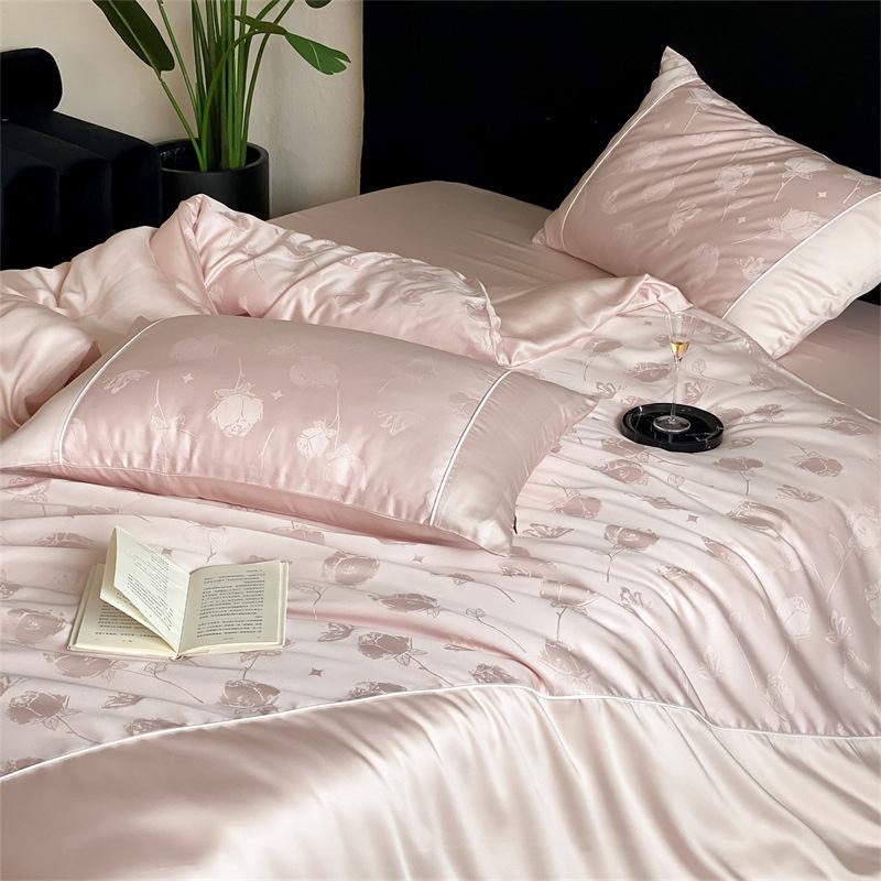 4-Piece Luxury Jacquard Ice Silk Cooling Comforter Set - Elegant Bedding Collection