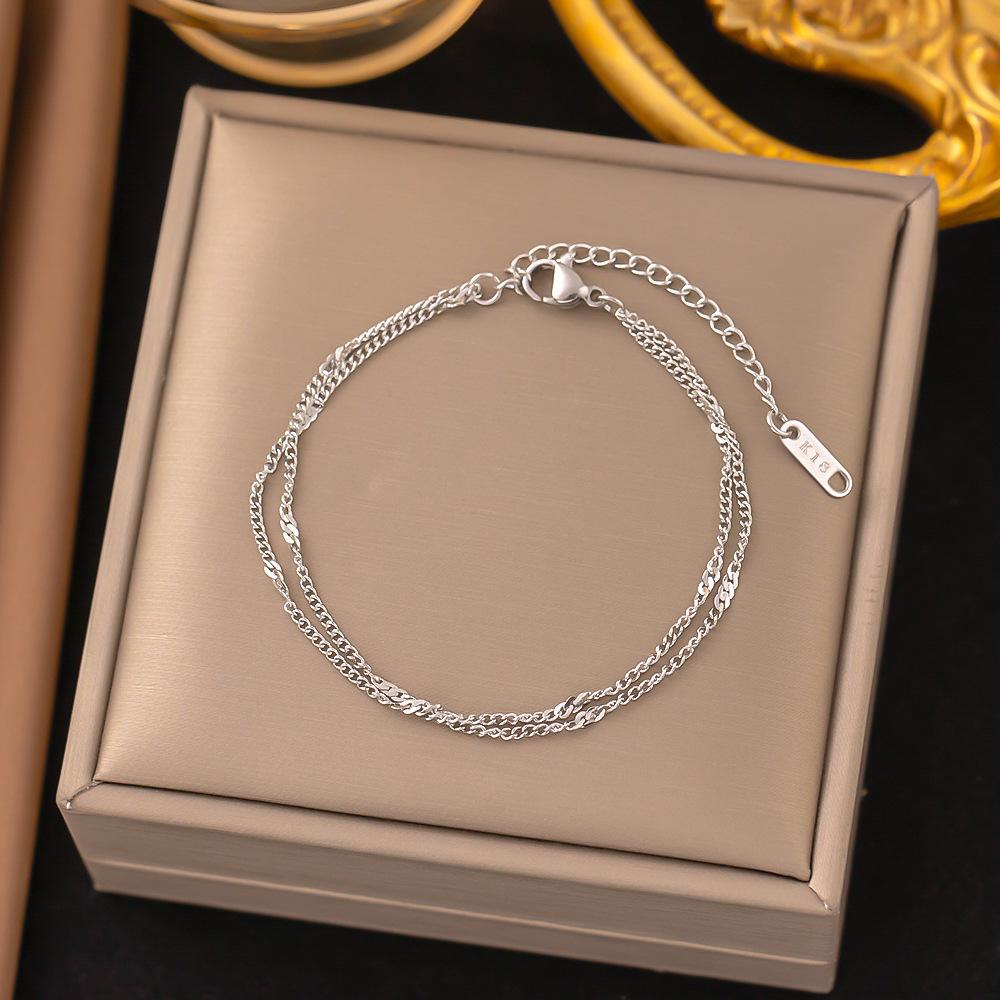 18K Gold Plated 316L Fashionable Titanium Steel Bracelets Waterproof Heart Roman Numerals Queen's Chain Link Bangles
