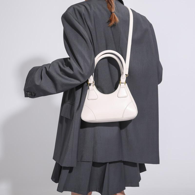 Fashionable Chic Crescent Handbag For Women Stylish Streetwear Design Available In Blue Pink And Green