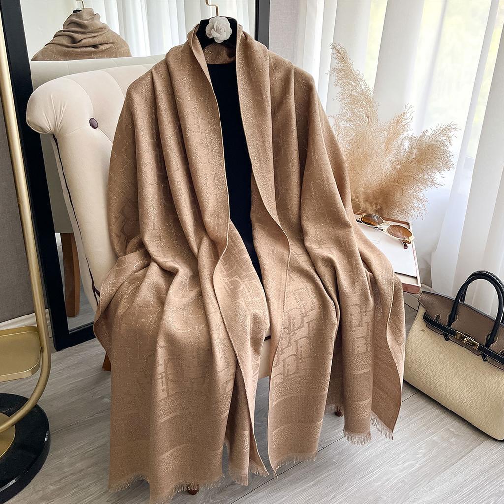 Cachecol Popular de Transmissão ao Vivo de Celebridade da Internet Cachecol Quente Feminino Xale Cachecol de Seda com Fio Dourado de Dupla Face Cachecol Externo Feminino Moda