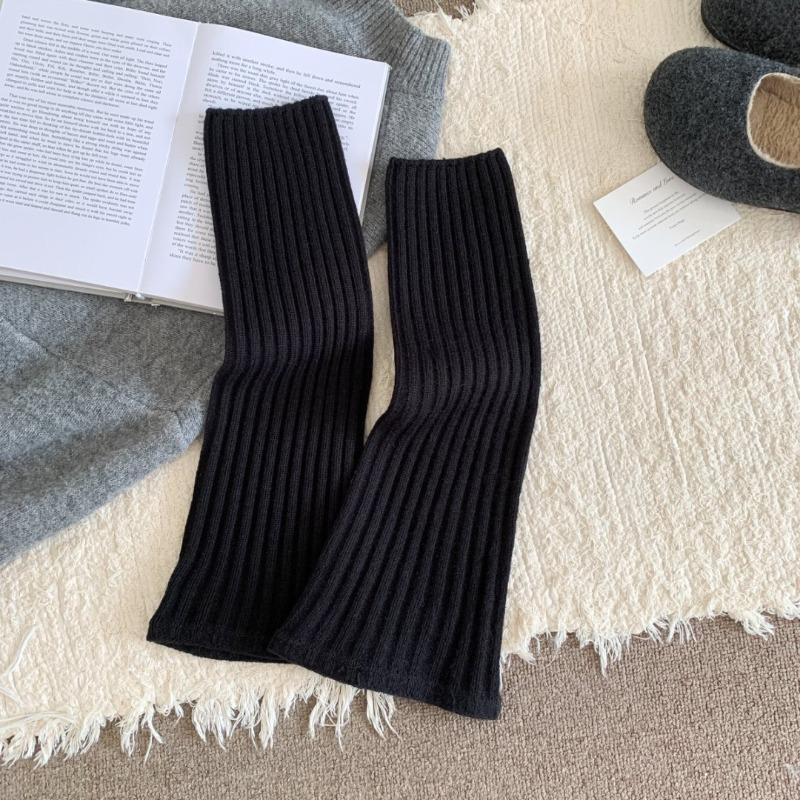 Sock Cover Women's Fall/winter Vertical Stripe Small Round Toe Basic Pile-up Sock Knitted Woolen Sweater for Warmth and Protection of The Lower Legs