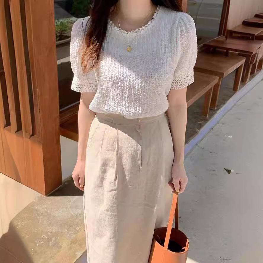 Women's Korean V-Neck Lace Trim Puff Sleeve Blouse Elegant Textured Pleated Summer Shirt