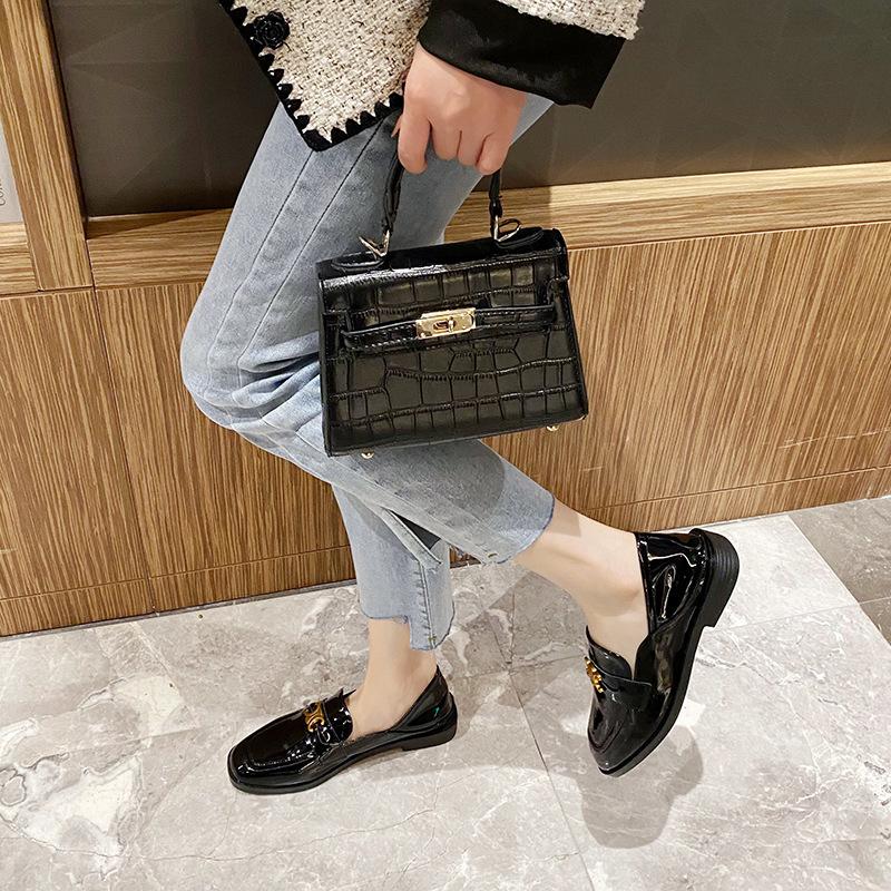 Huiliya spring and summer new fashion soft-soled loafers metal buckle British style small leather shoes low-heeled single shoes X270-2