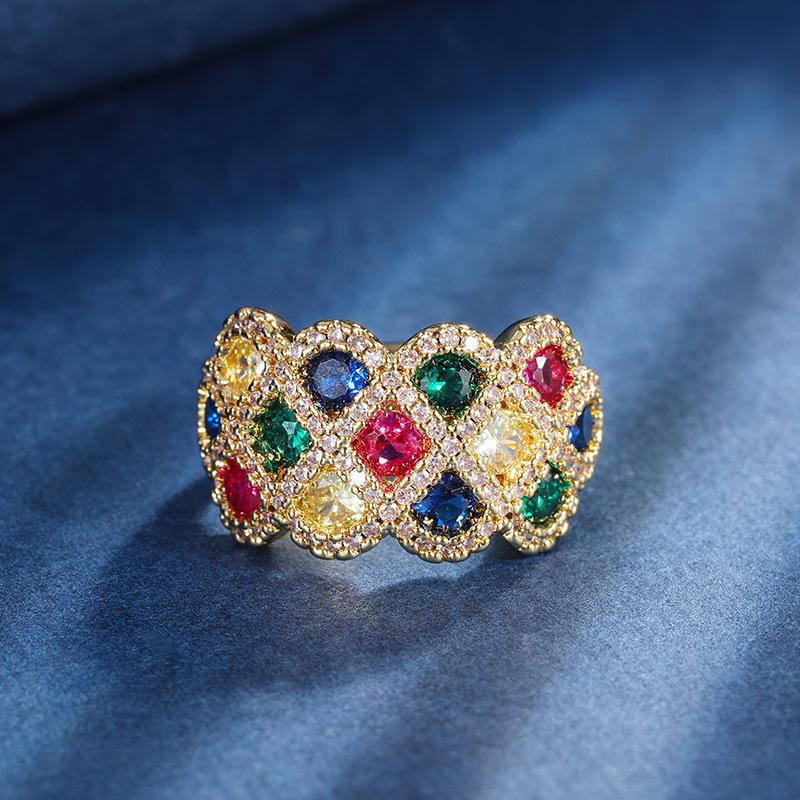 

Ювелирные изделия Медное основание с золотым покрытием Имитация кольца сокровищ Кольцо в ретро-стиле Кольцо женское, инкрустированное сверкающими бриллиантами Opening Adjustable