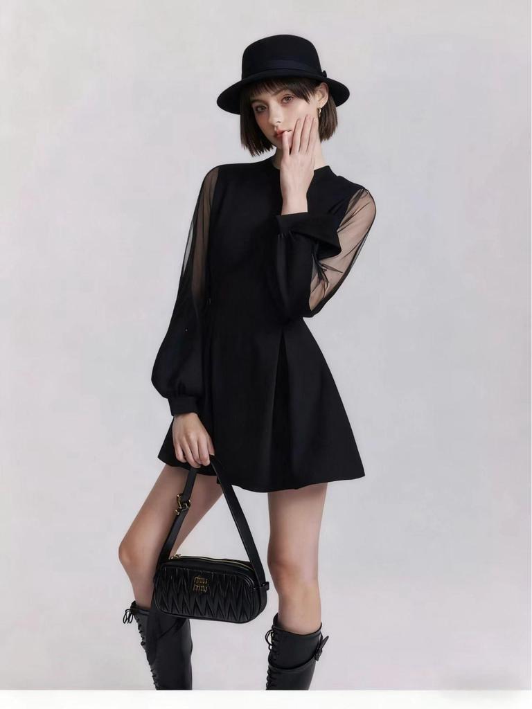 Petite figurbetontes langes Kleid mit Taillengürtel und langen Ärmeln für Damen