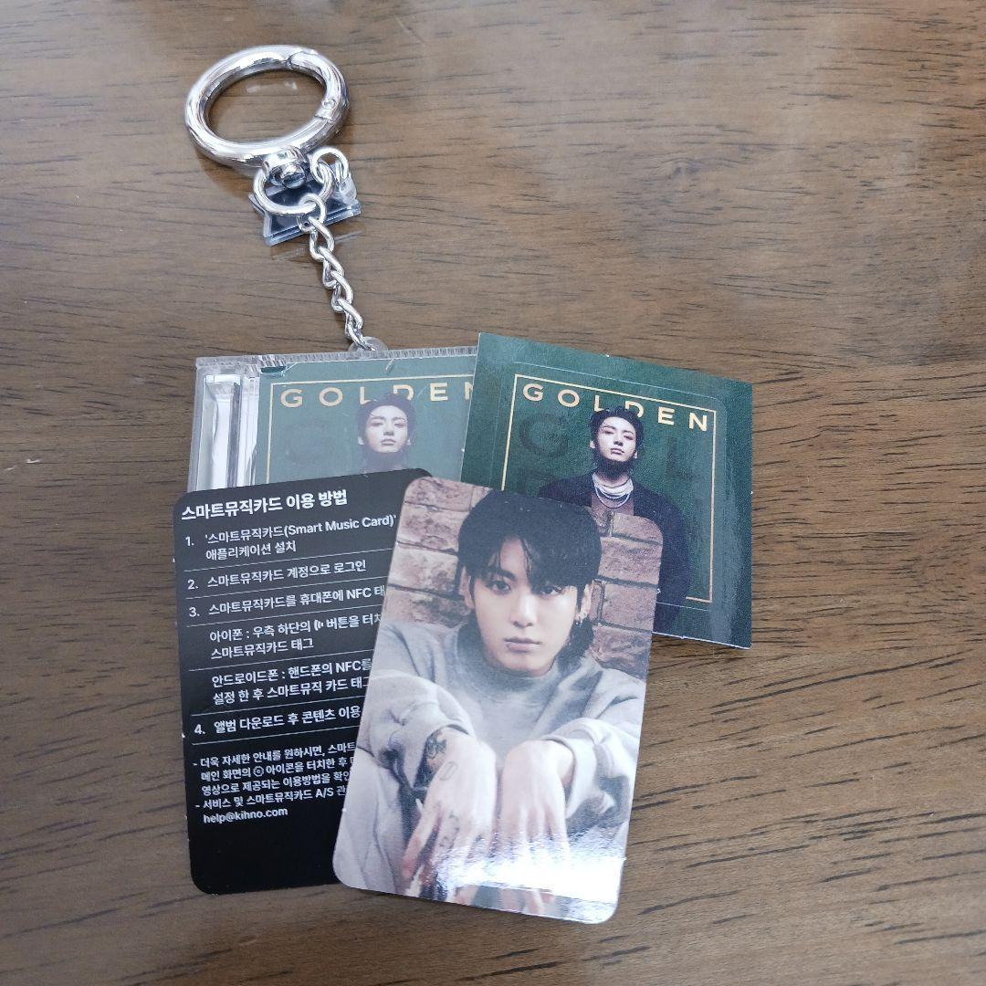 

[USED] BTS FESTA 2025 Capsule Album GOLDEN