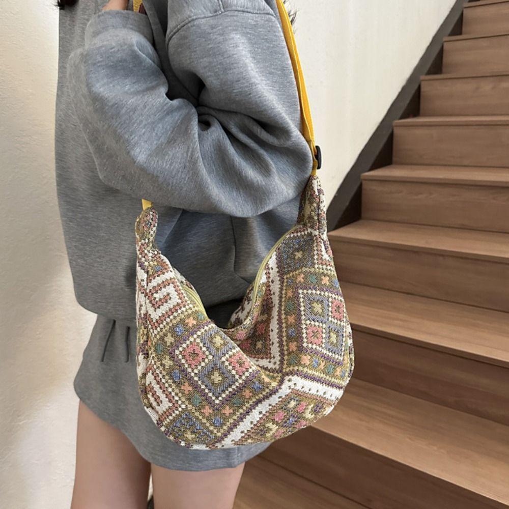 Large Capacity Canvas Crossbody Bag Bohemian Embroidery Message Bag  Outdoor