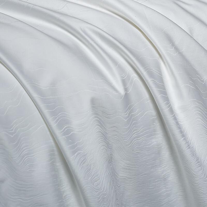 Broyang 100% Cotton Mulberry Silk All-Season Quilt