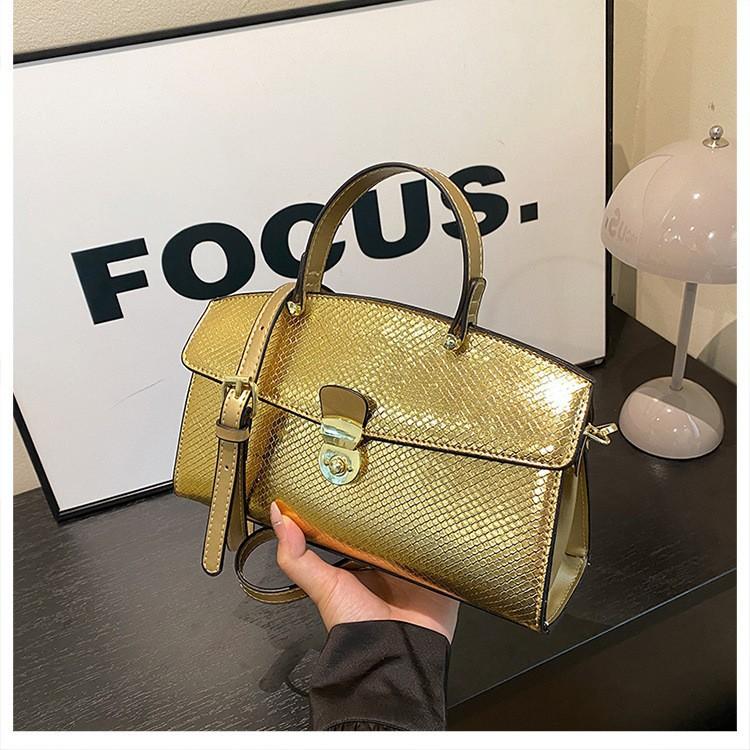 

Large Capacity Tote Bag, New European and American Fashion Retro Versatile Handbag, Women s Crossbody Bag золотий