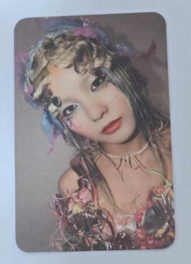 [USED] XG Julia AWE target trading card