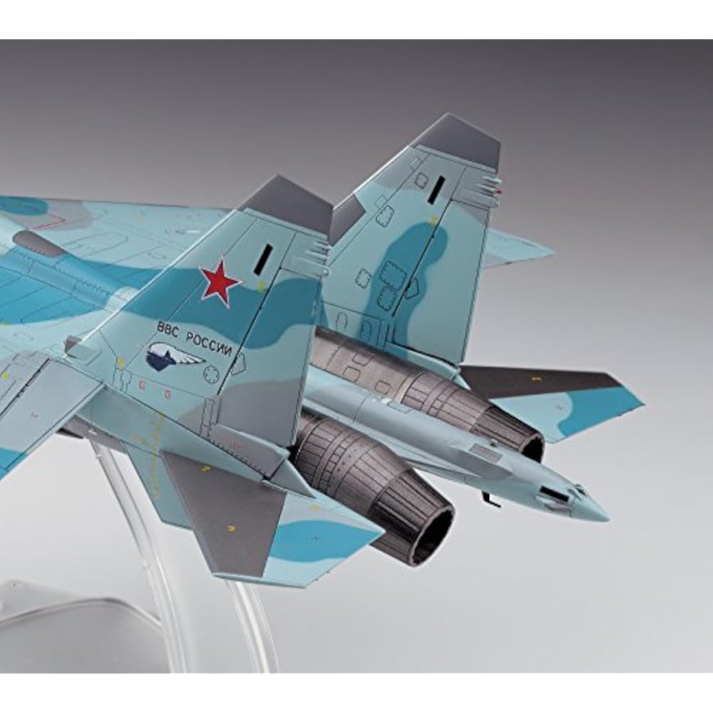 Hasegawa 1/72 Russian Air Force Su-35S Flanker Plastic Model E44