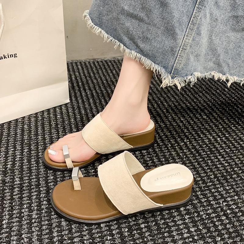 French thick-soled heightening set of toe cool slippers for women's summer wear with flat-bottomed slope heel casual vacation beach sandals