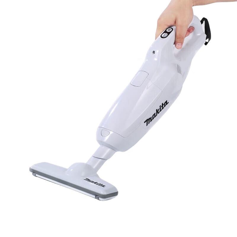 Аккумуляторный пылесос Makita с мешком для пыли, штекер CN (адаптер в комплекте)