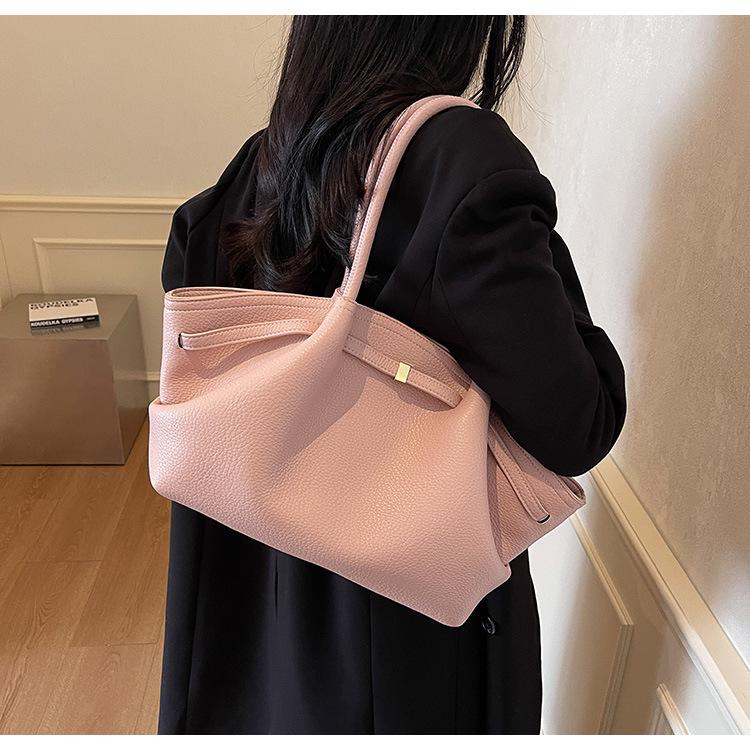 2025 Vår Casual Tote Bag: Dam Arbete & Pendling, Axelväska med Stor Kapacitet & Trendig Underarmsväska