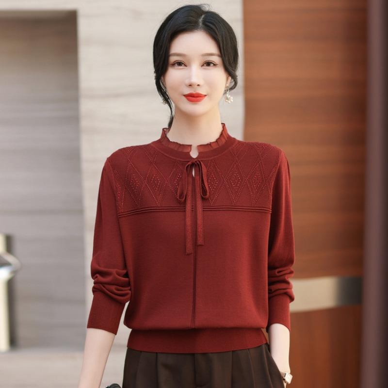 Loose lace collar bottoming shirt thin top mother spring clothes new fashion age-reducing knitted sweater women