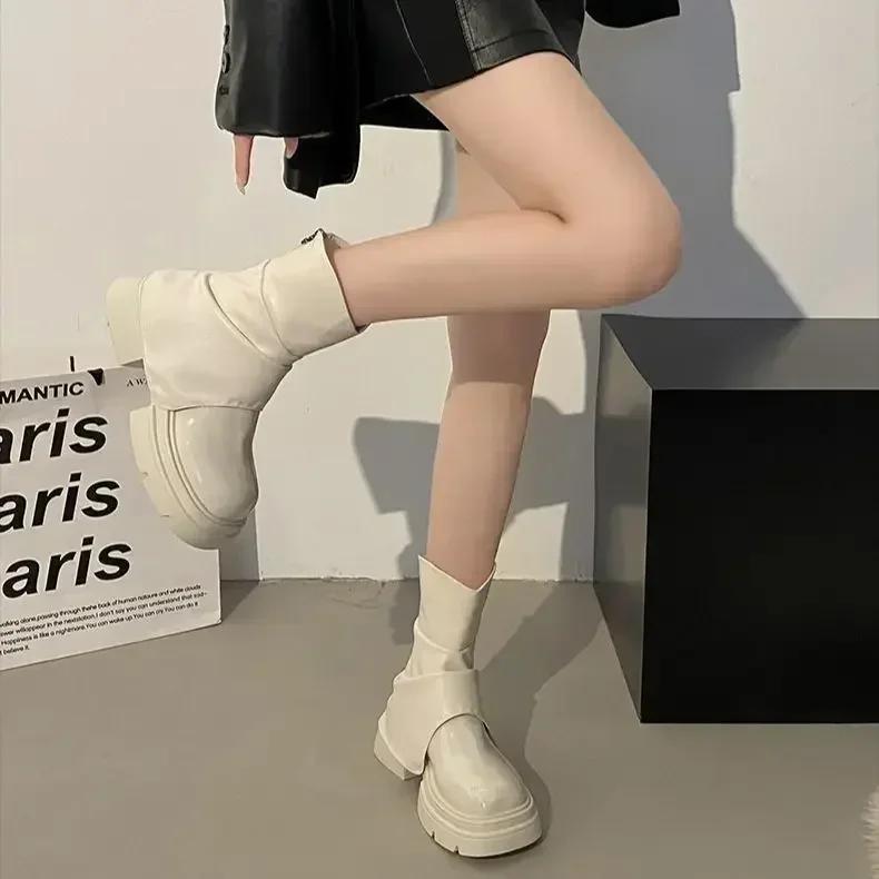 Women Soft Leather Chelsea Boots Woman Winter Ankle Boots Square Toe Flats Platform Shoes Fashion Ladies Short Pants Botas Goth