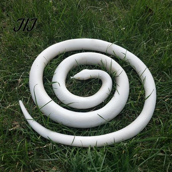 Film Television Props Realistic Fake Snake Toy, Soft TPR Cobra-Style Prank Prop for Halloween Party, Educational Biology Teaching Aid Bendable