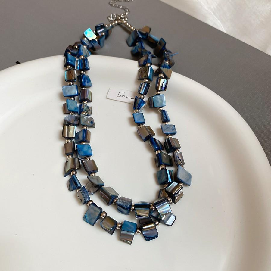 Turquoise Oval Beaded Necklace – Ethnic, Colorful, Retro Clavicle Chain for Women.