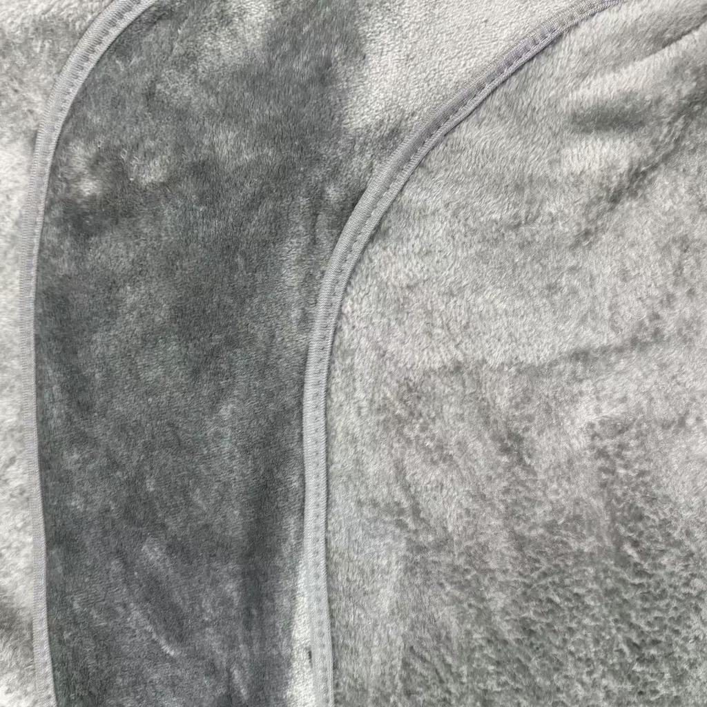 Soft Flannel Horse Rug - Warmth and Insect Repellent Protective Blanket