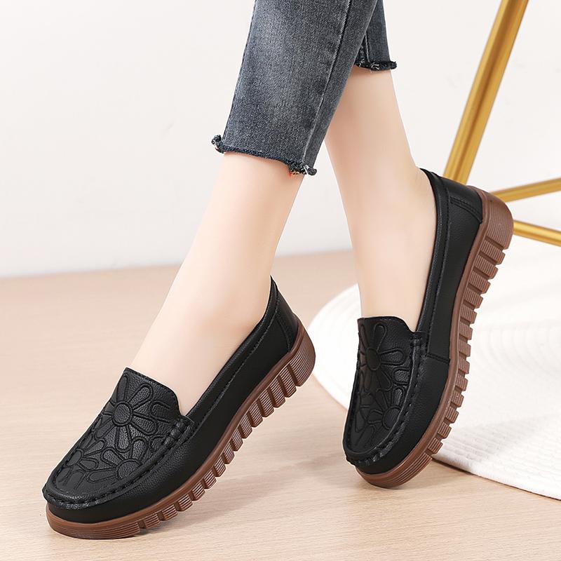 Women Moccasins Driving Shoes Comfort Casual Nurse Loafers Walking Minimalist Summer Maternity Shoes Plus Size